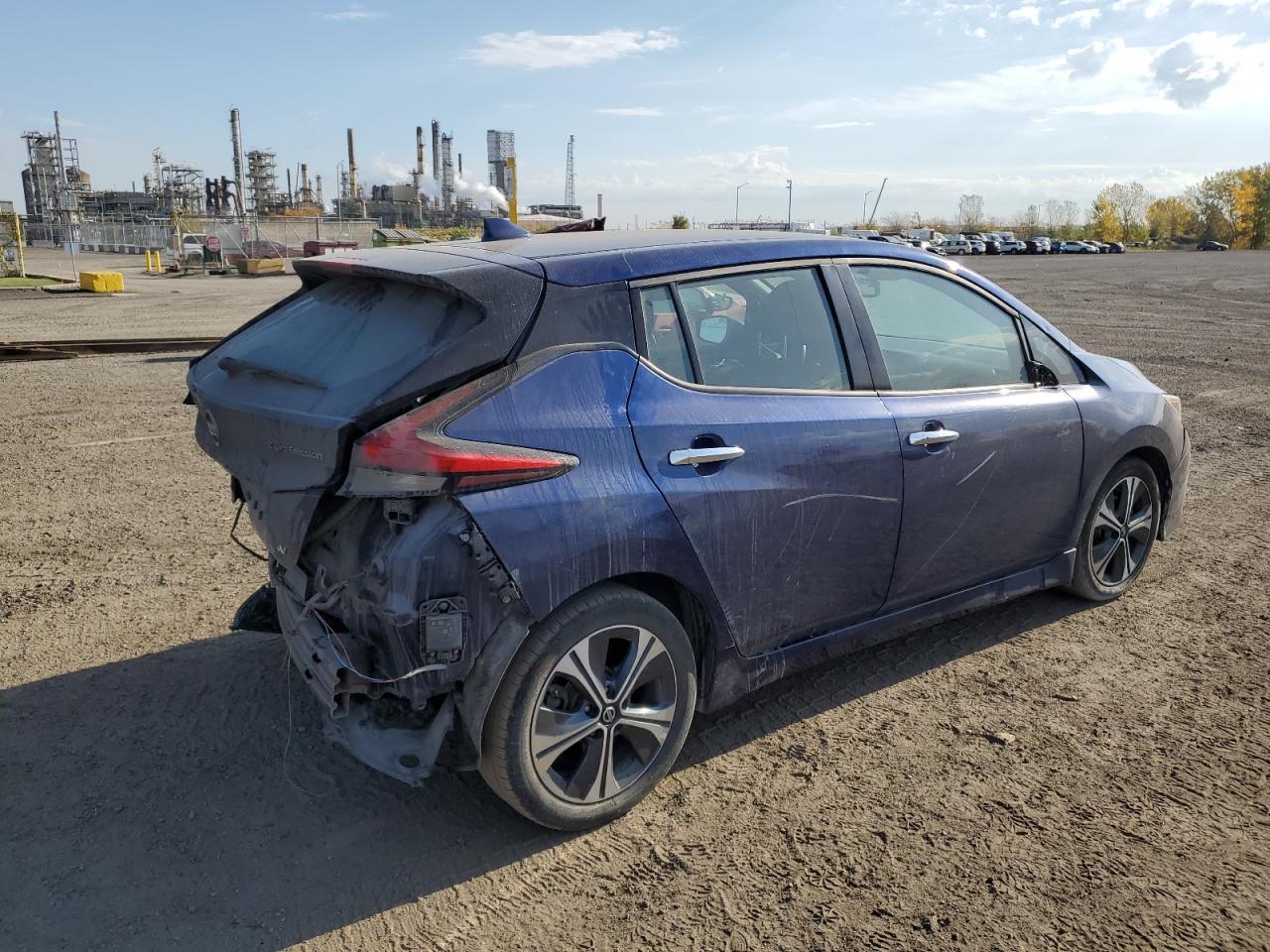 2021 NISSAN LEAF