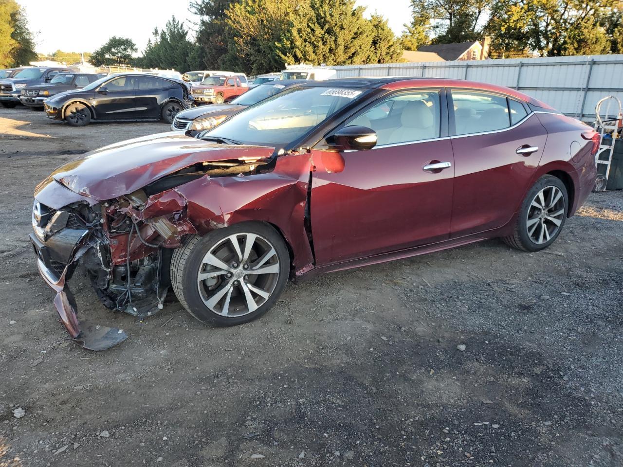 2016 NISSAN Maxima