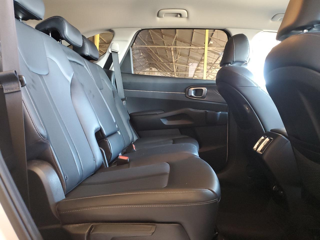 2021 KIA SORENTO