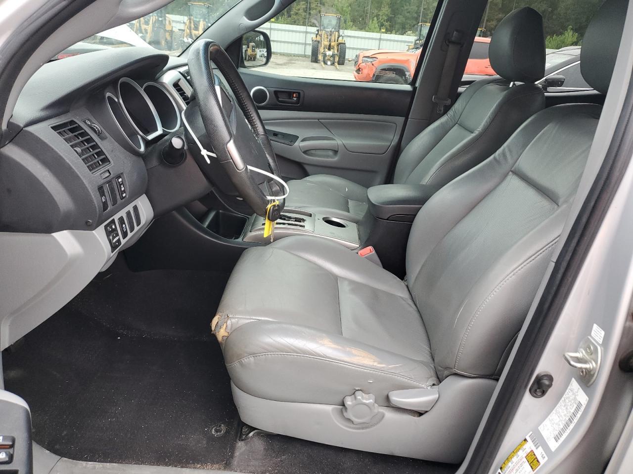 2012 TOYOTA TACOMA