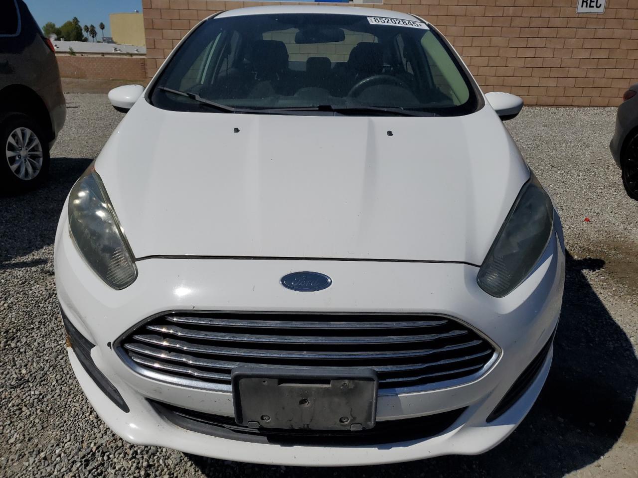 2017 FORD Fiesta