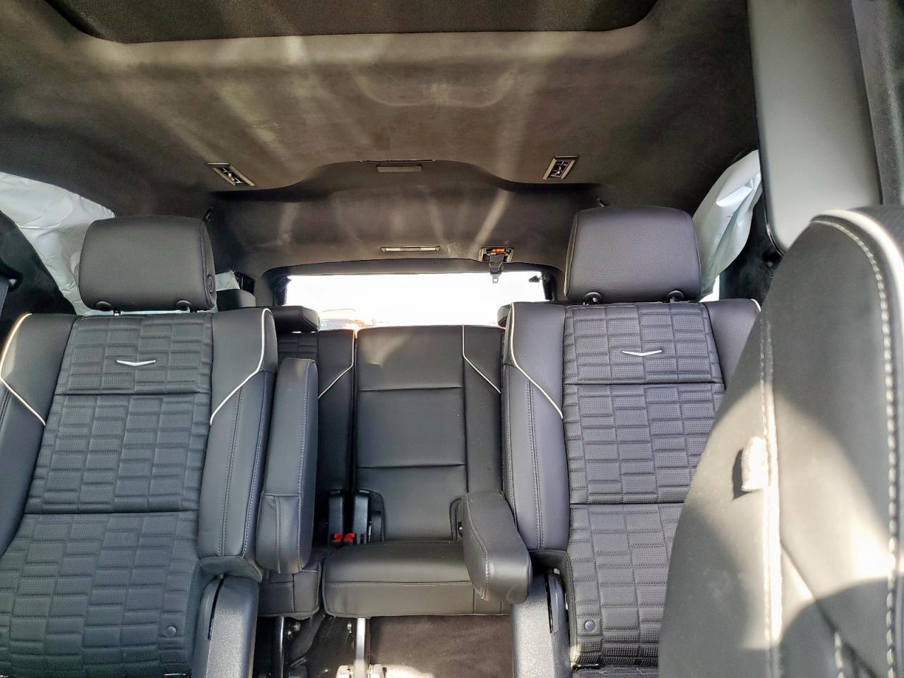 2023 CADILLAC ESCALADE
