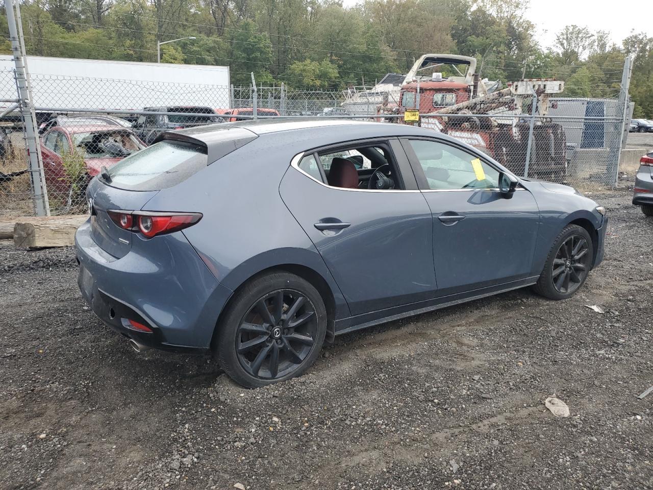 2023 MAZDA 3