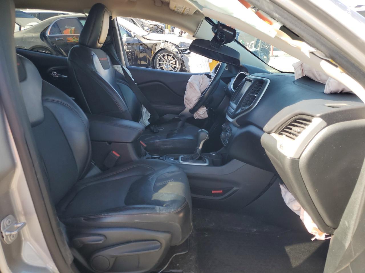 2018 JEEP CHEROKEE