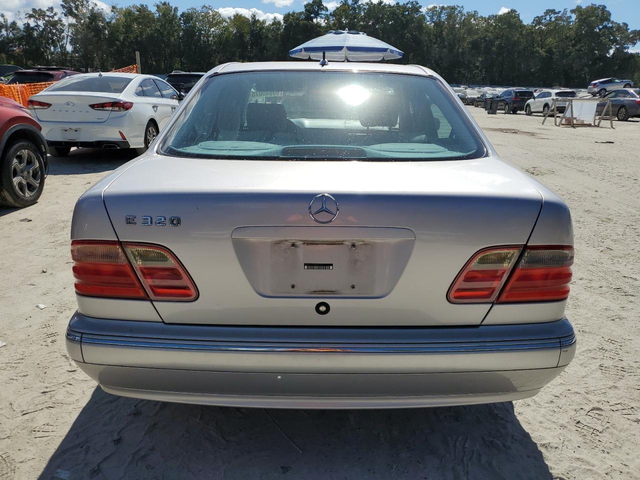 2002 MERCEDES-BENZ E-Class