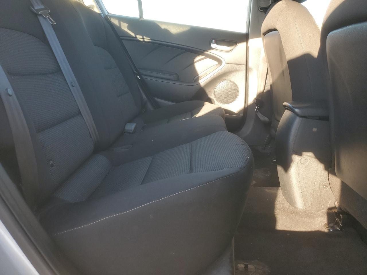2017 KIA FORTE