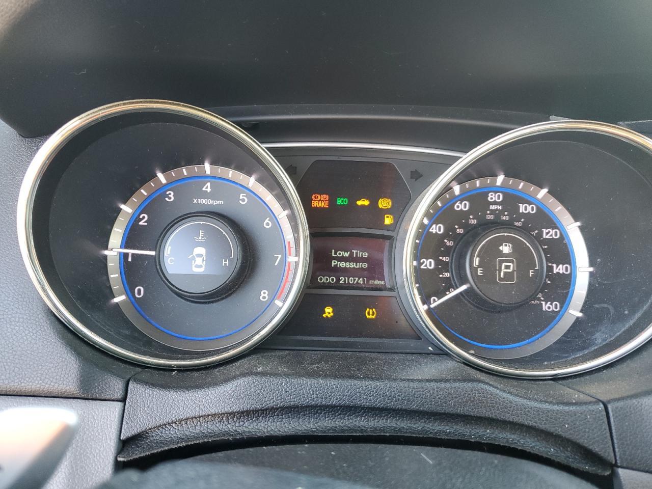 2012 HYUNDAI SONATA