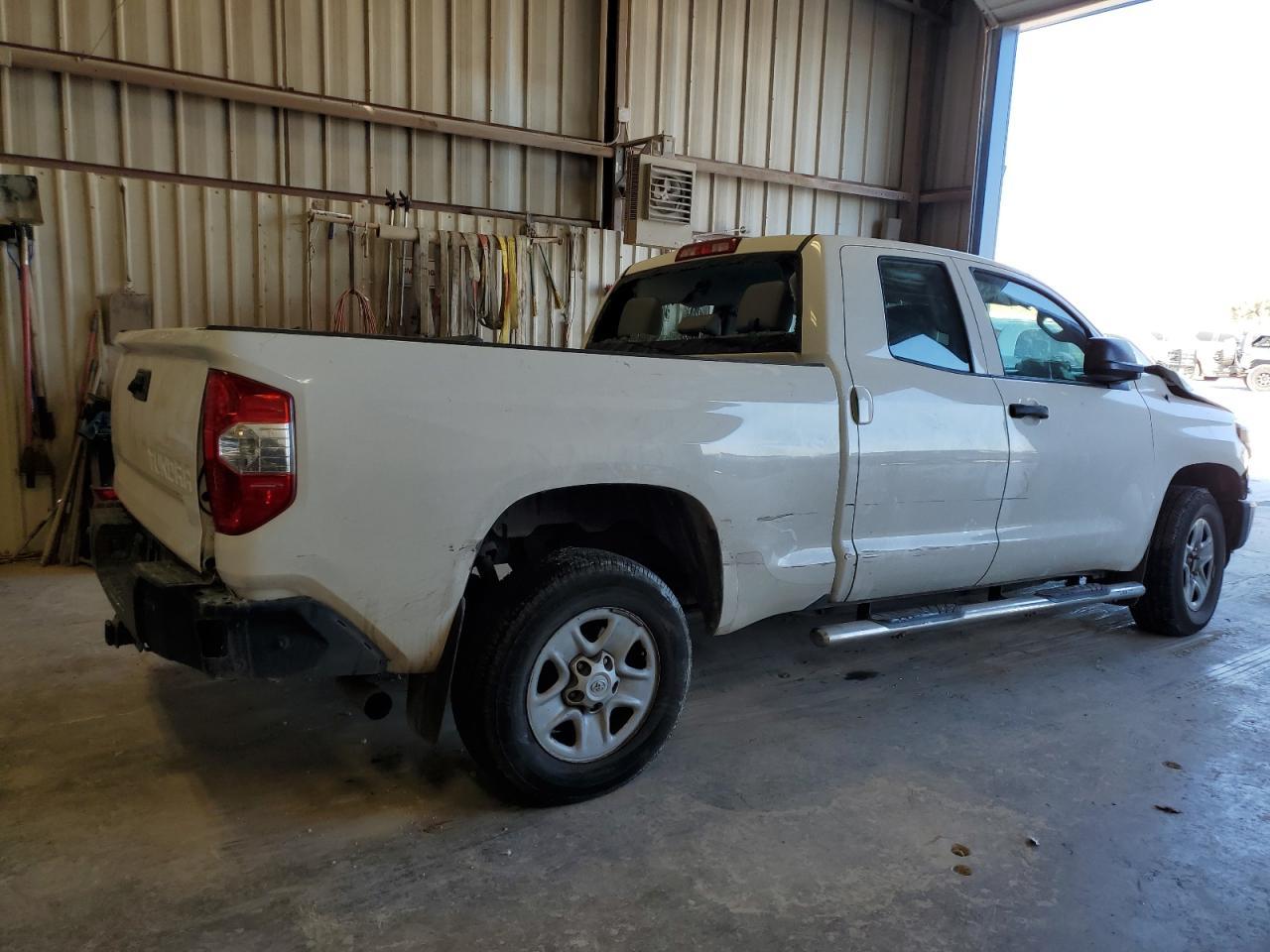2017 TOYOTA TUNDRA