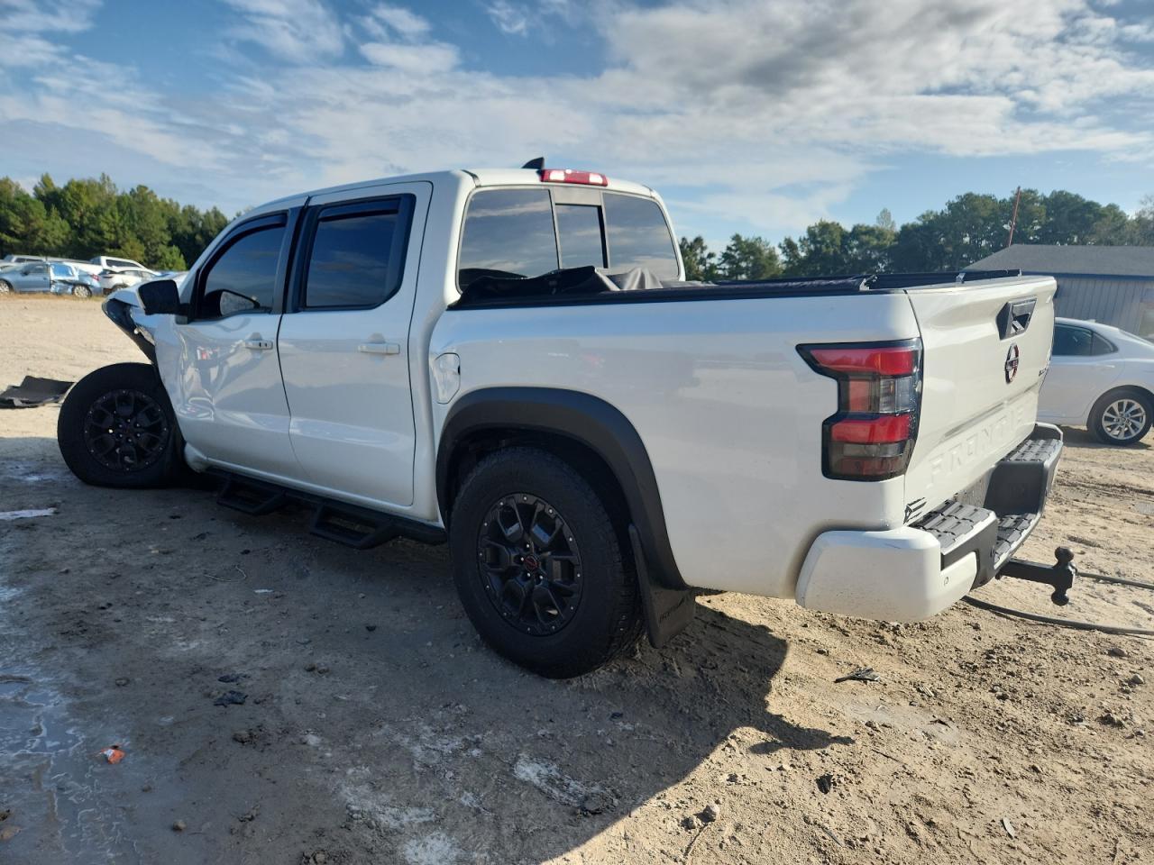2022 NISSAN Frontier