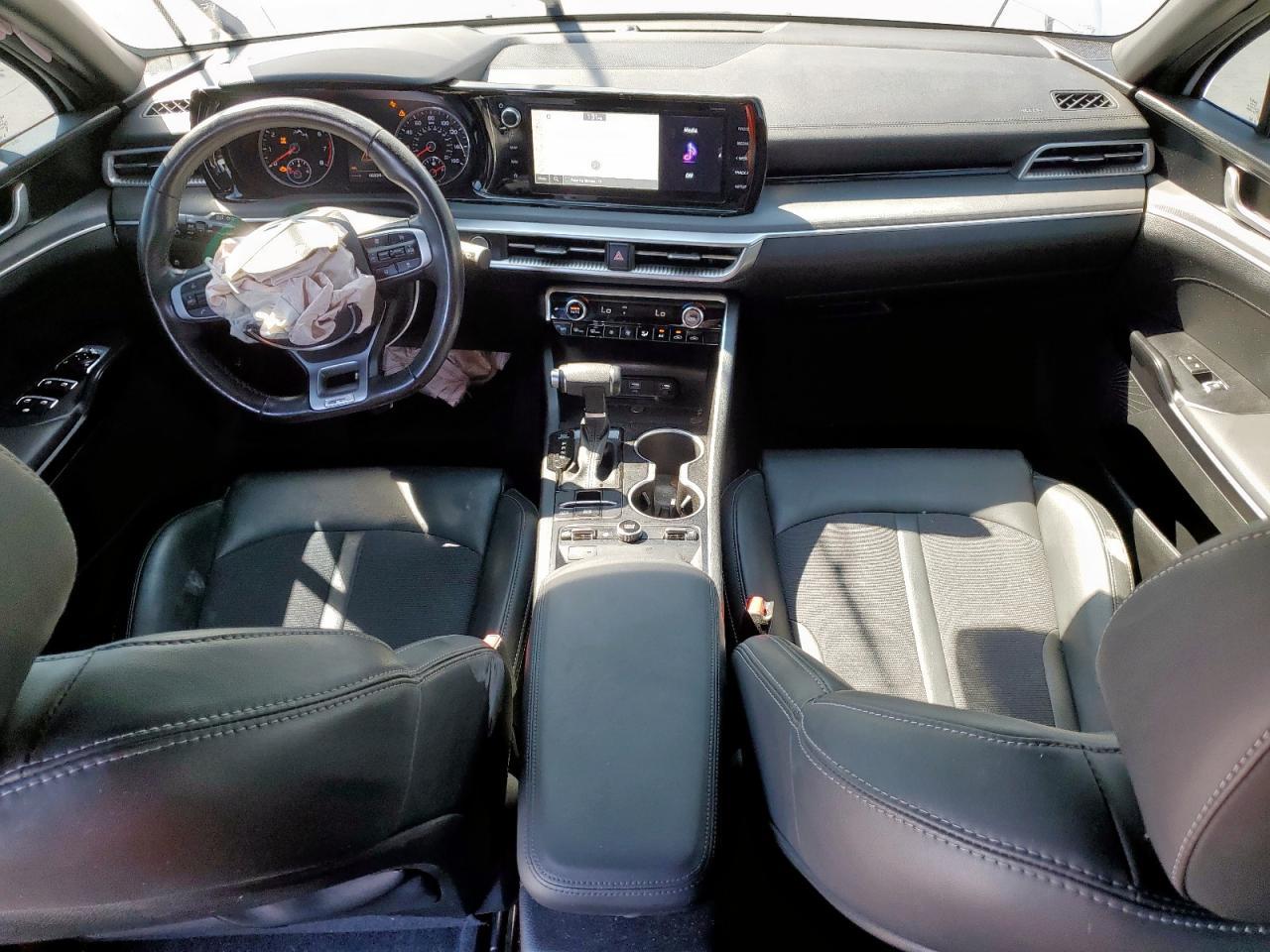 2023 KIA K5