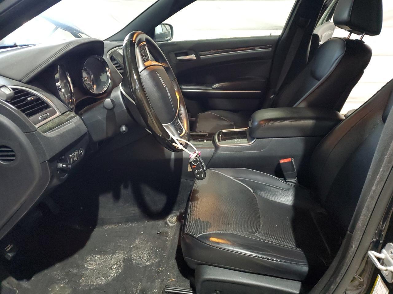 2013 CHRYSLER 300