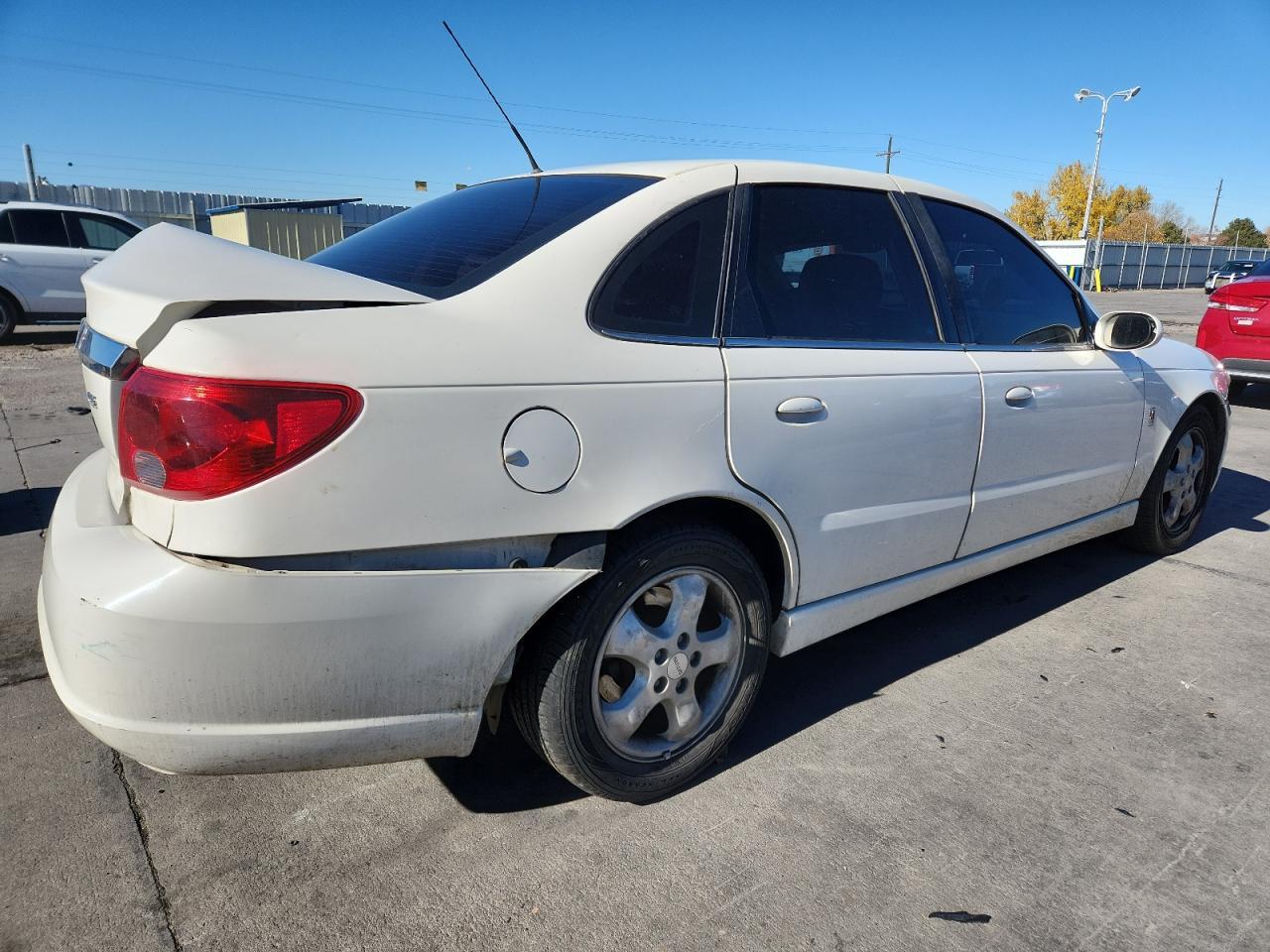 2004 SATURN L300