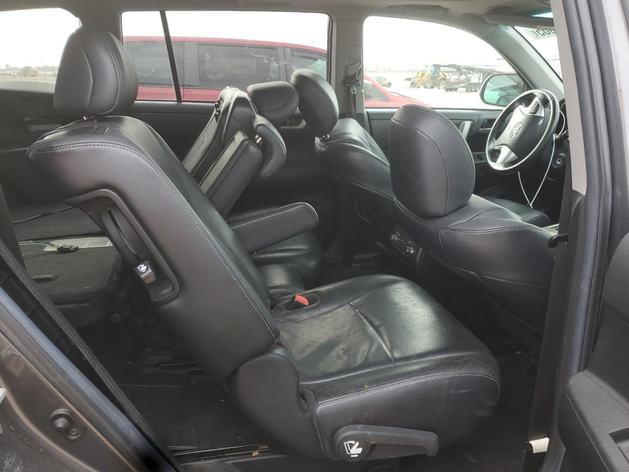 2012 TOYOTA HIGHLANDER