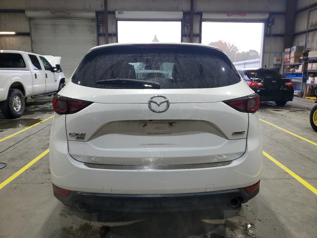 2017 MAZDA CX-5