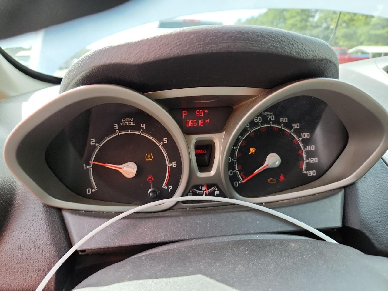 2012 FORD Fiesta