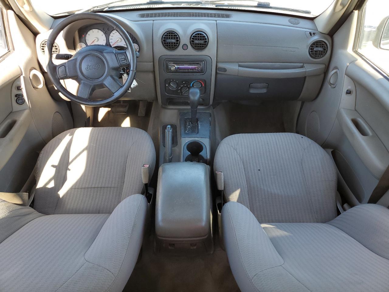 2004 JEEP Liberty