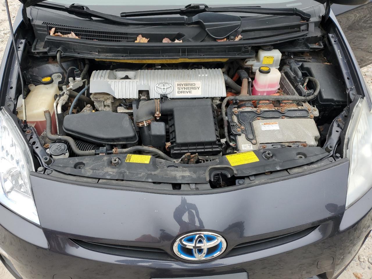 2011 TOYOTA PRIUS