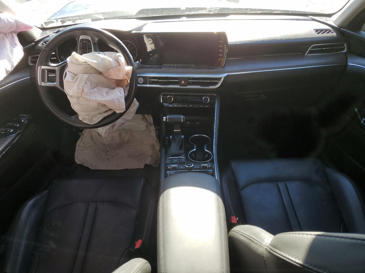 2023 KIA K5