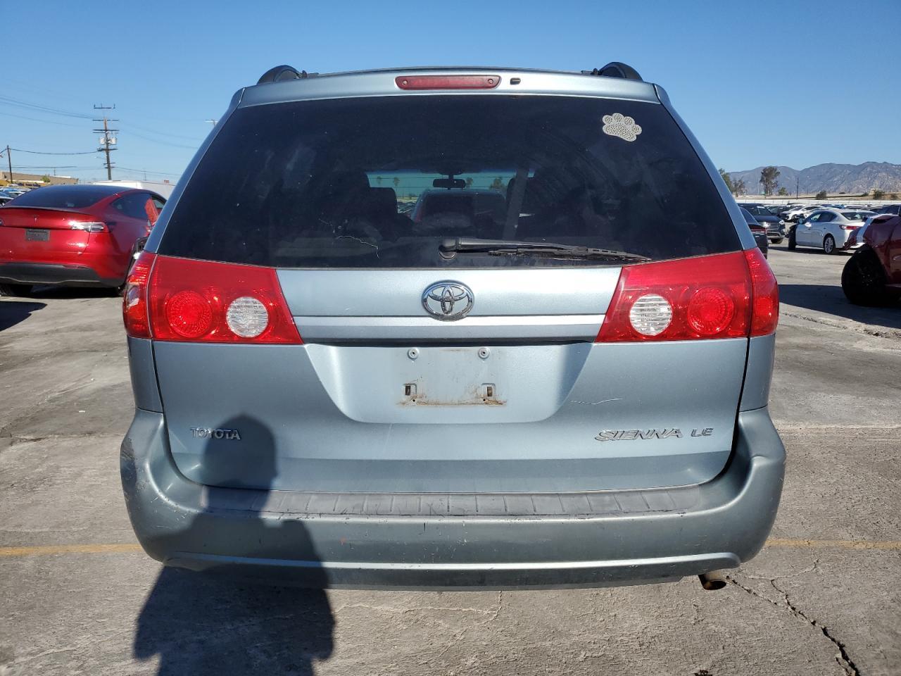 2006 TOYOTA SIENNA
