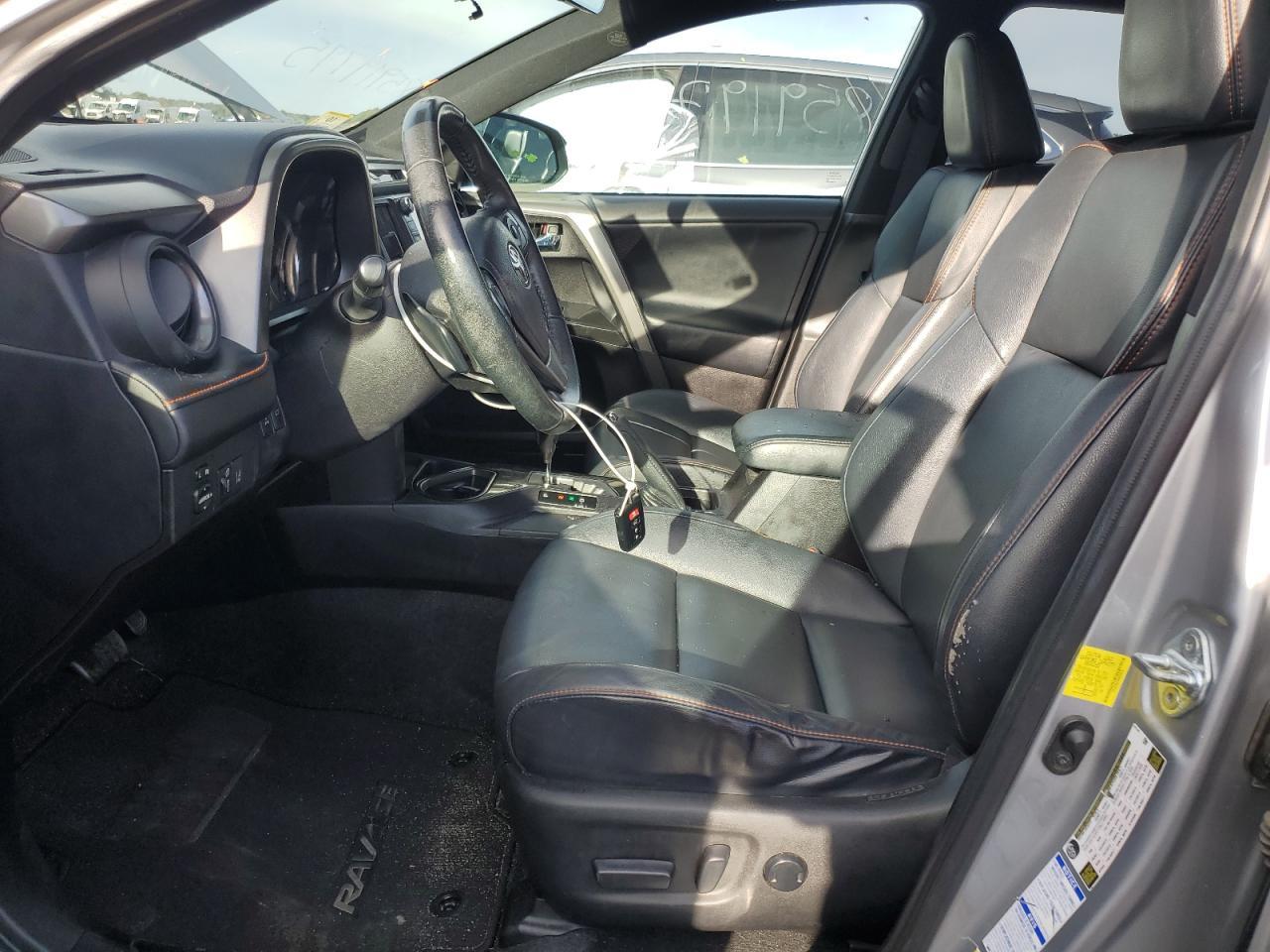 2017 TOYOTA RAV4