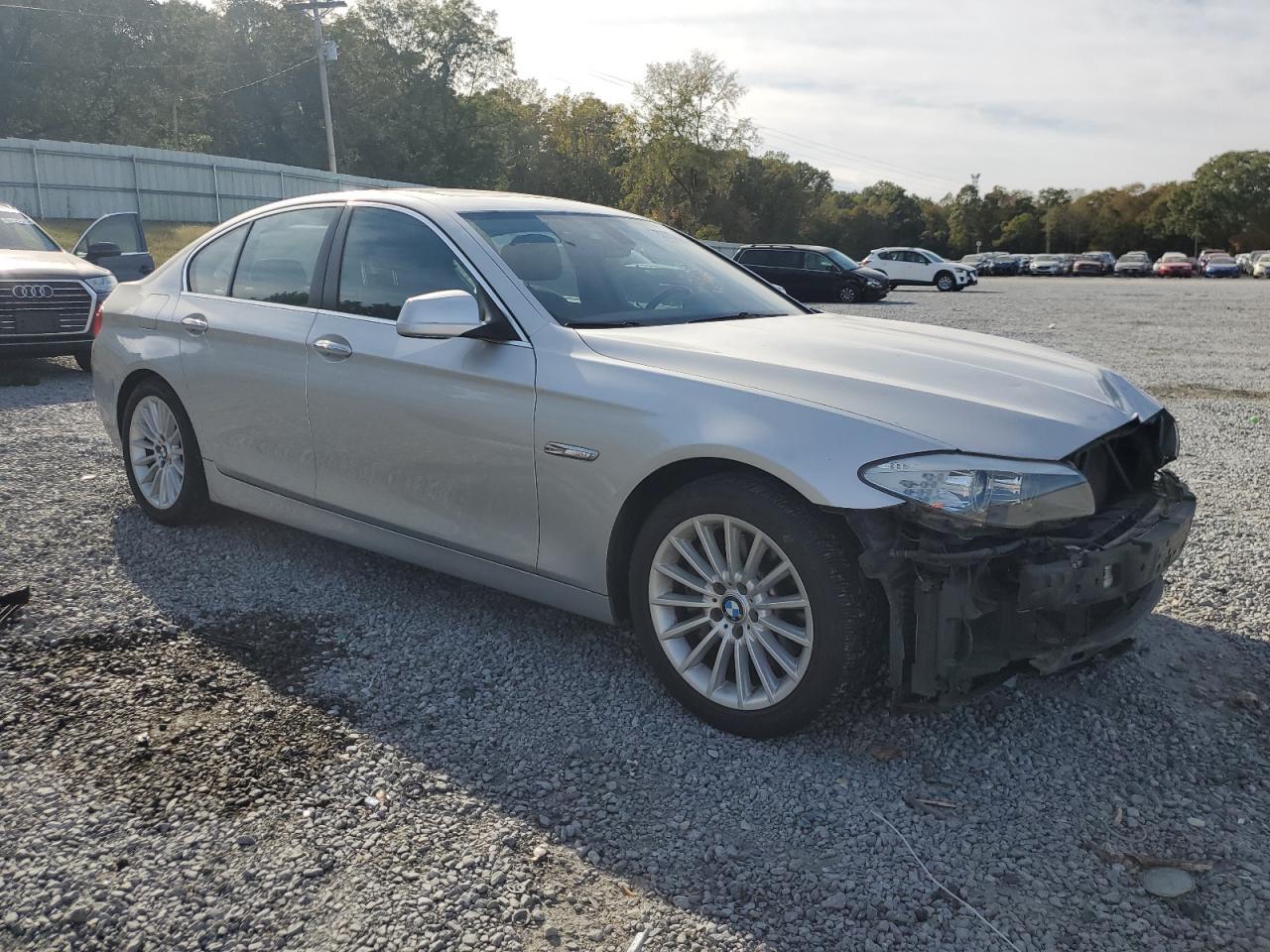 2011 BMW 5 series