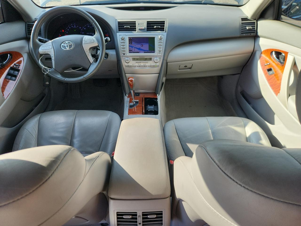 2011 TOYOTA CAMRY