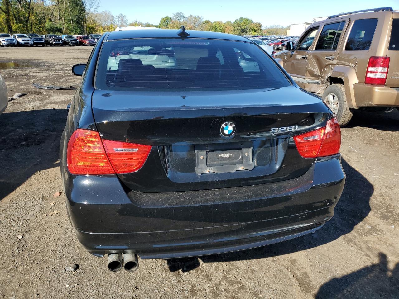 2011 BMW 3 SERIES
