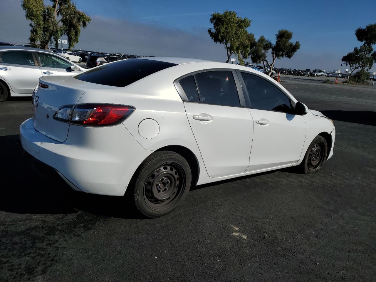 2010 MAZDA 3
