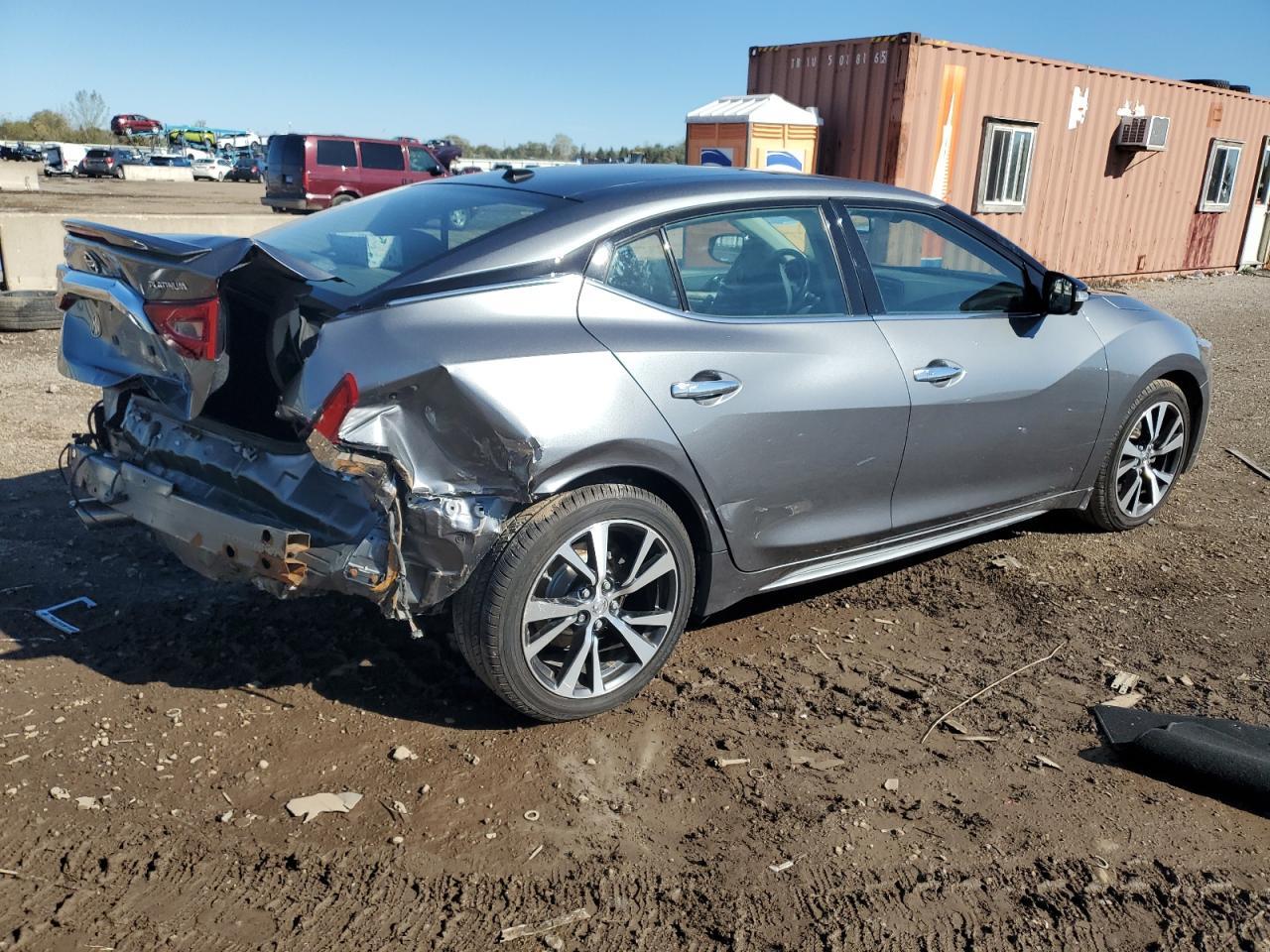 2016 NISSAN Maxima