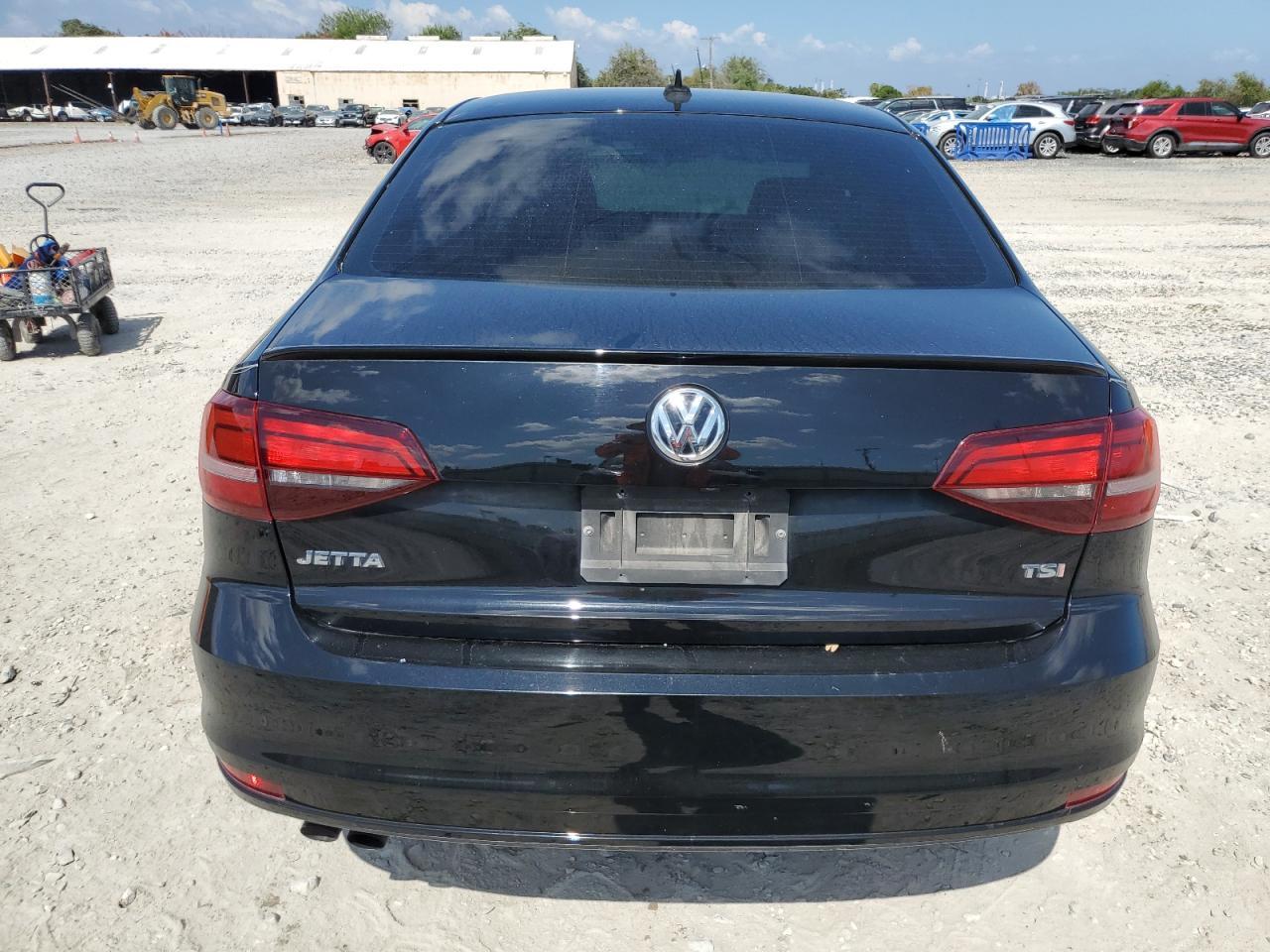 2016 VOLKSWAGEN JETTA