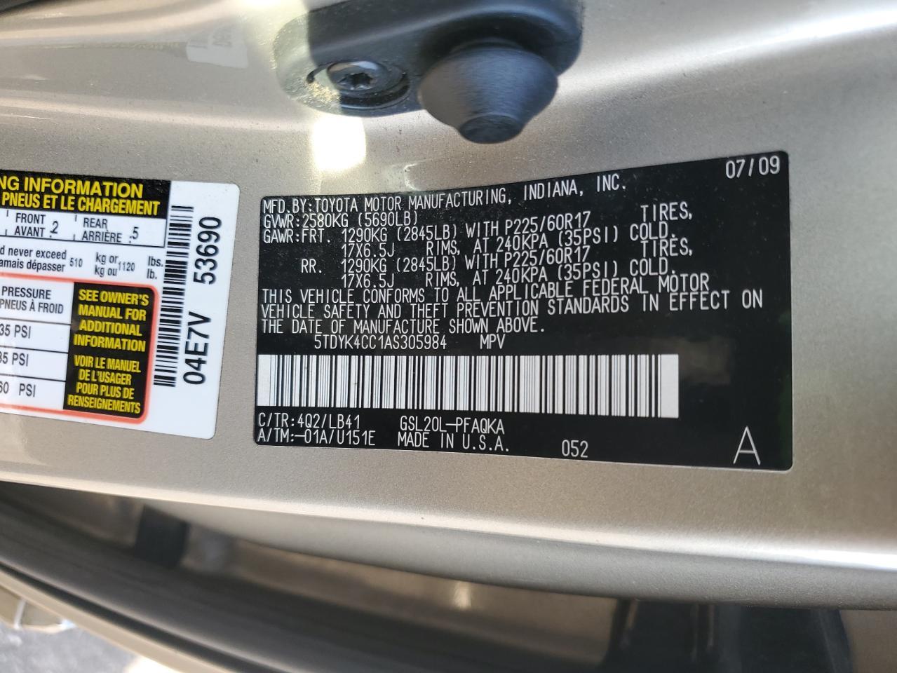2010 TOYOTA SIENNA