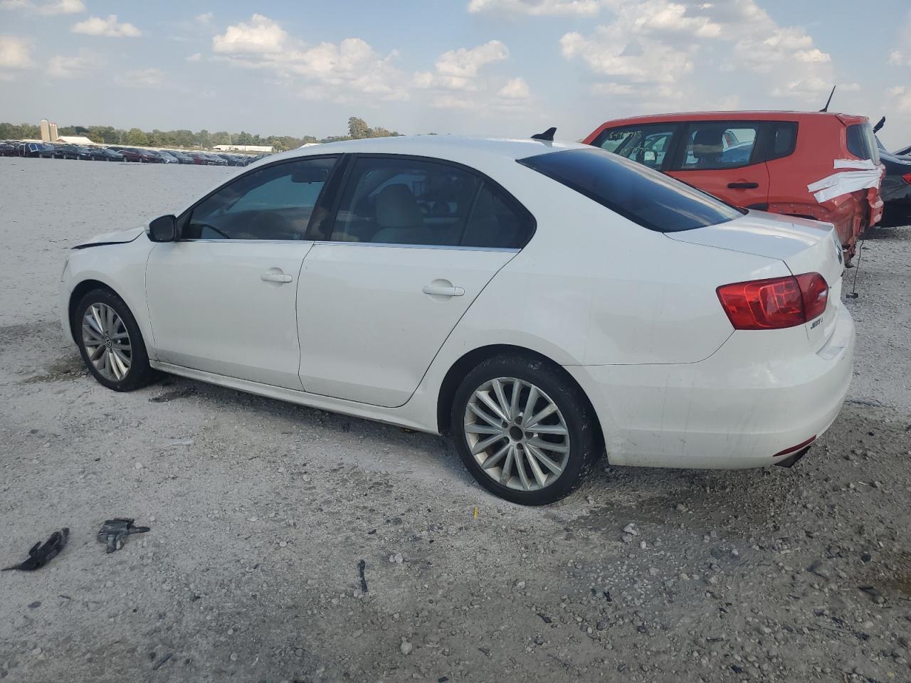 2011 VOLKSWAGEN JETTA