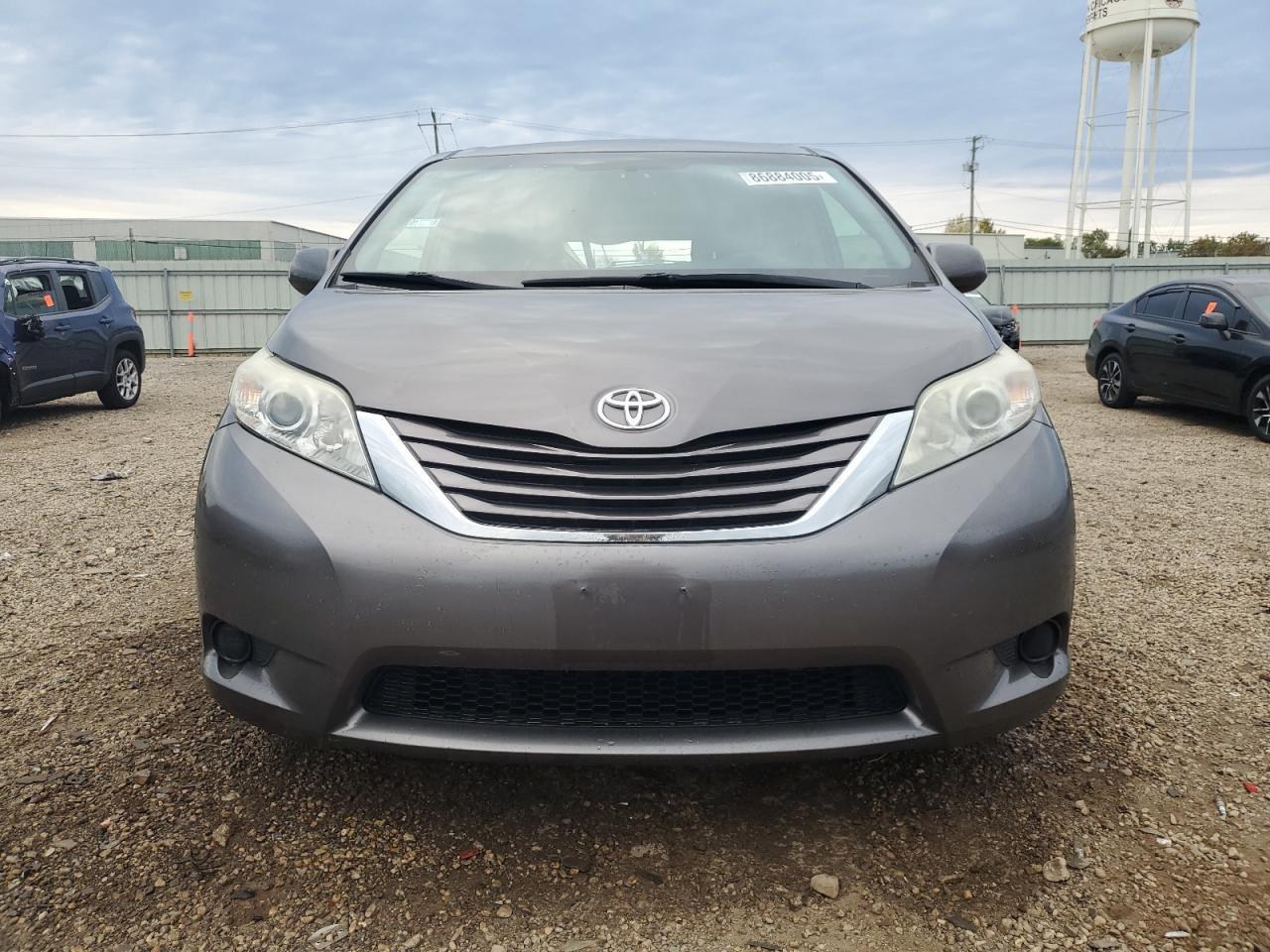 2016 TOYOTA SIENNA