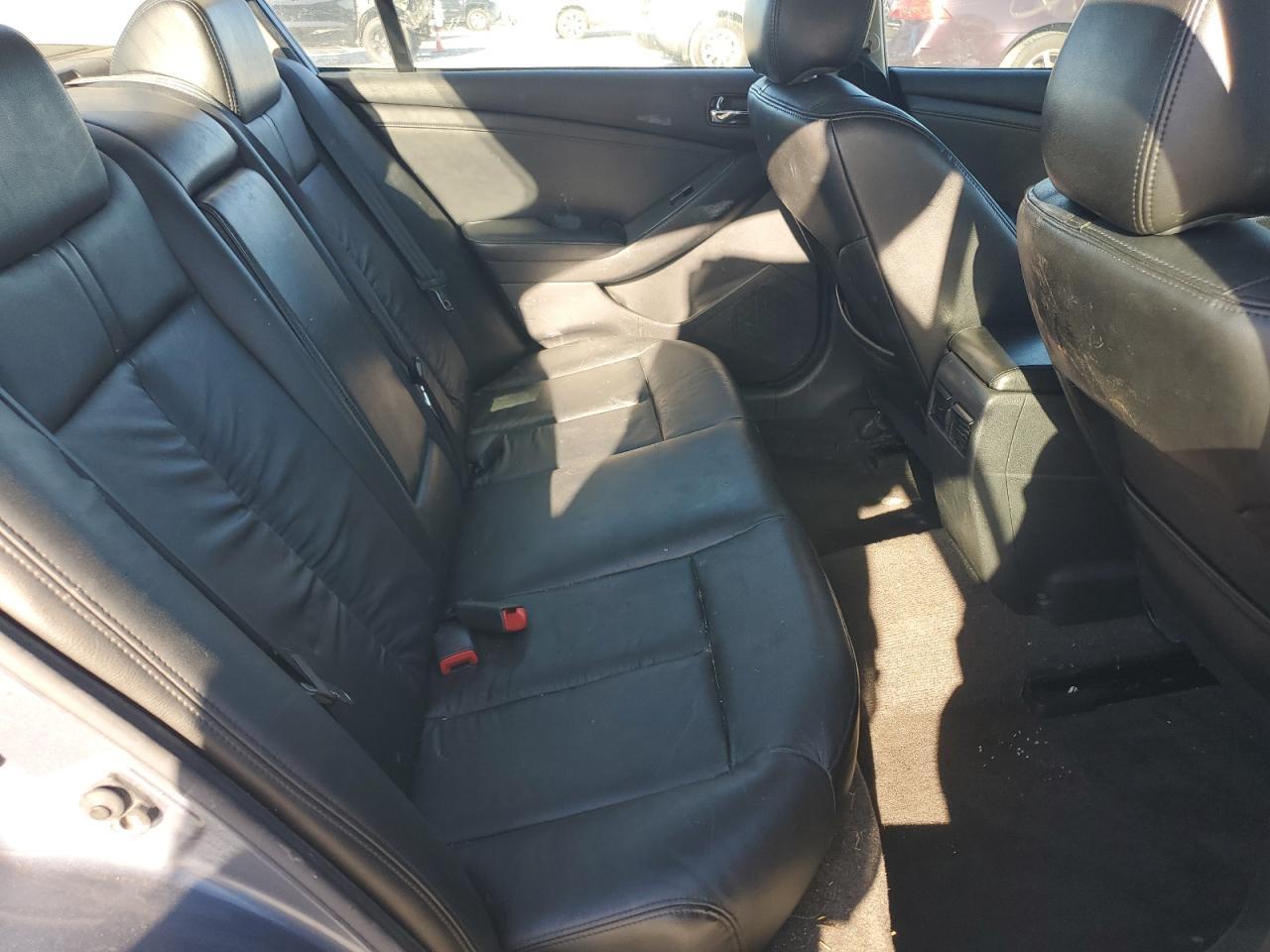 2010 NISSAN ALTIMA