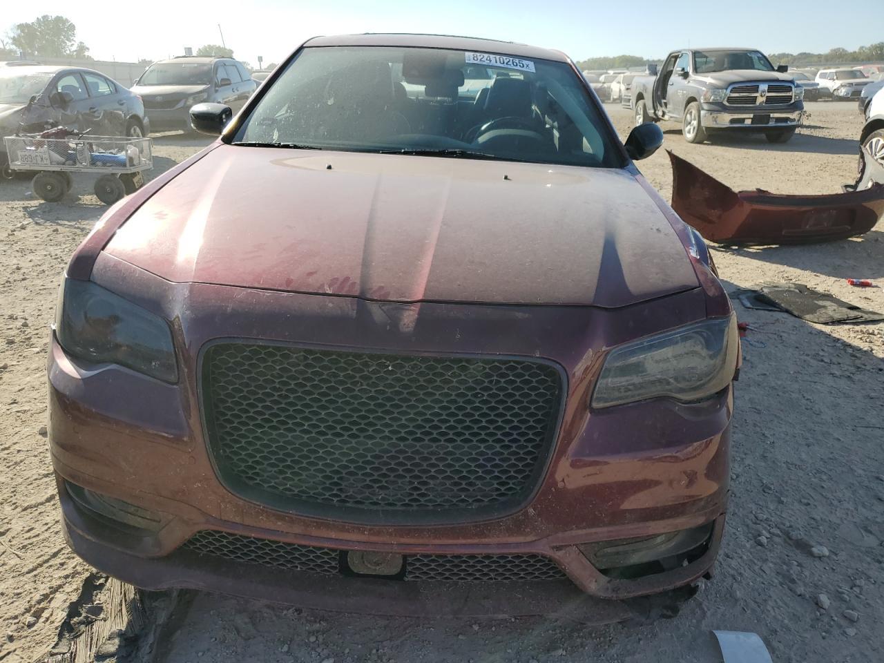 2019 CHRYSLER 300