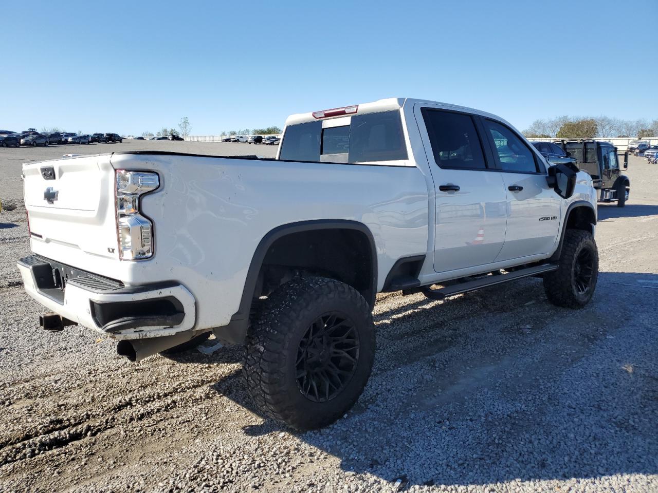 2022 CHEVROLET Silverado