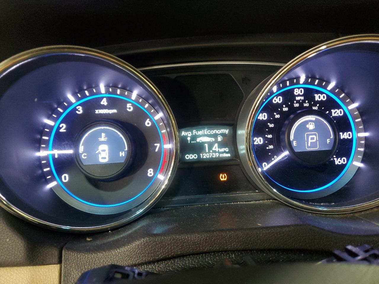 2013 HYUNDAI SONATA