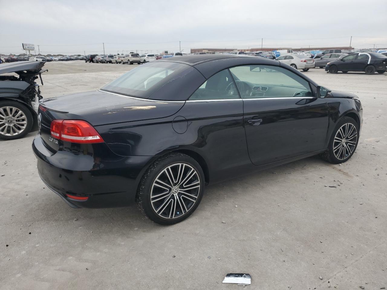2013 VOLKSWAGEN EOS