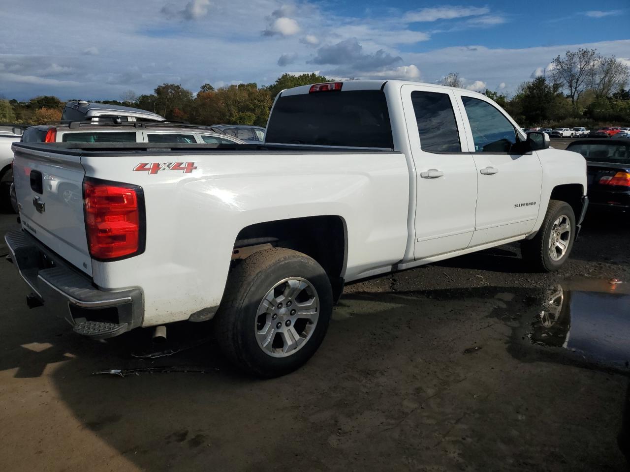 2018 CHEVROLET Silverado