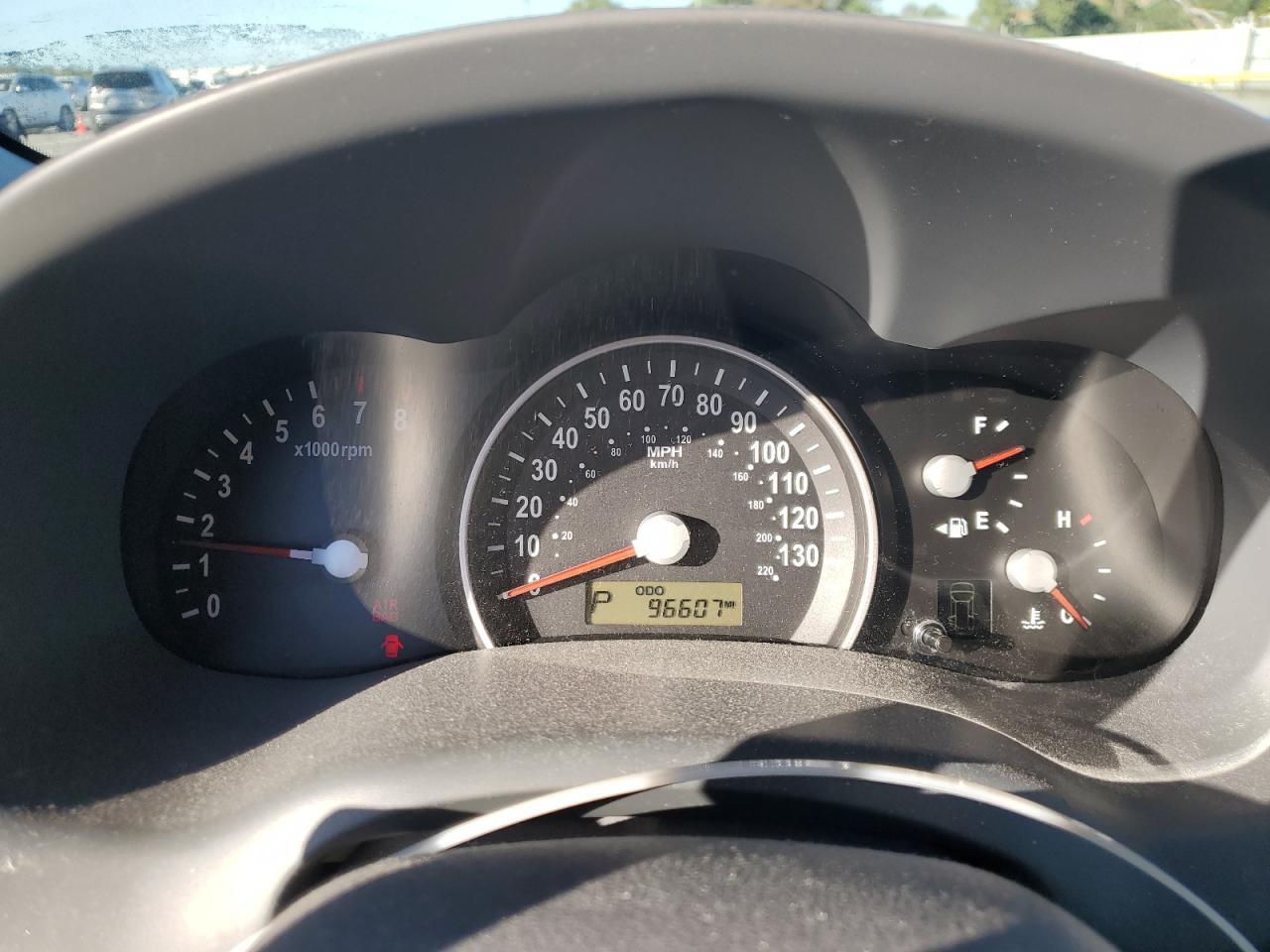2008 KIA SEDONA