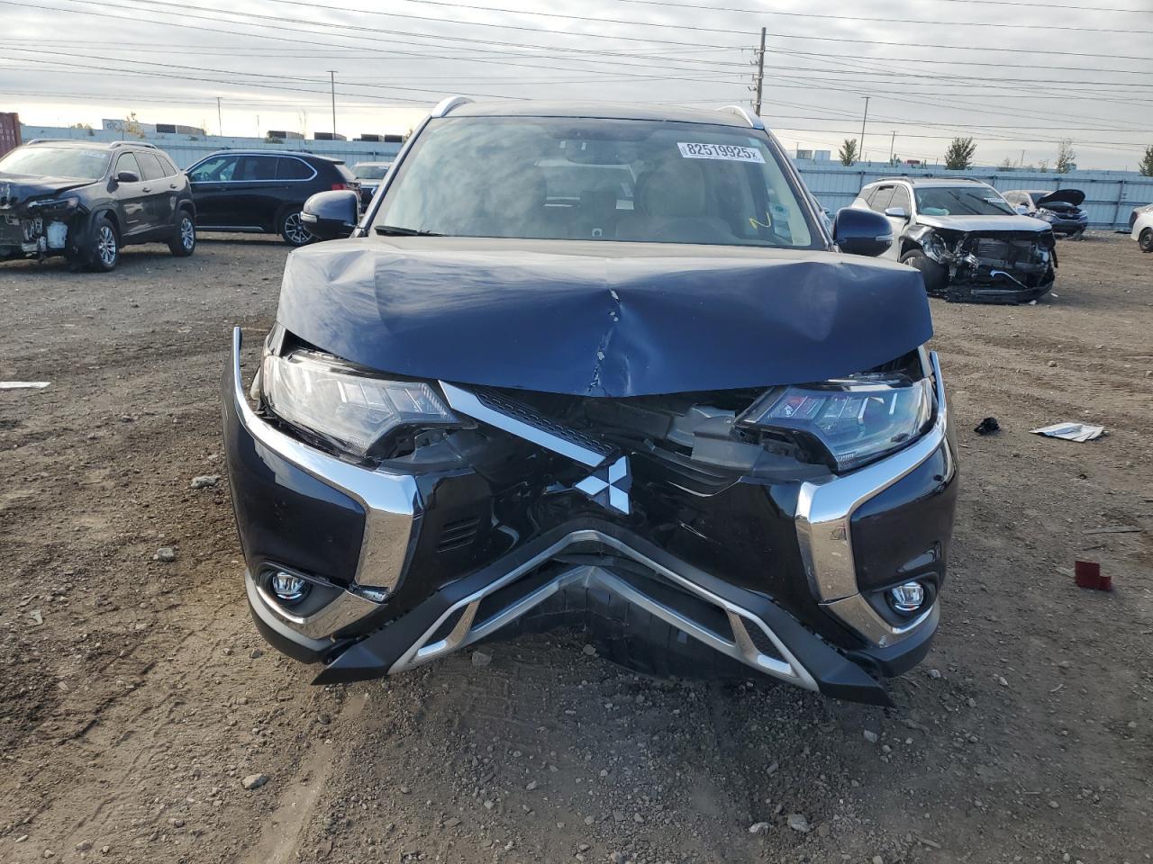 2019 MITSUBISHI outlander