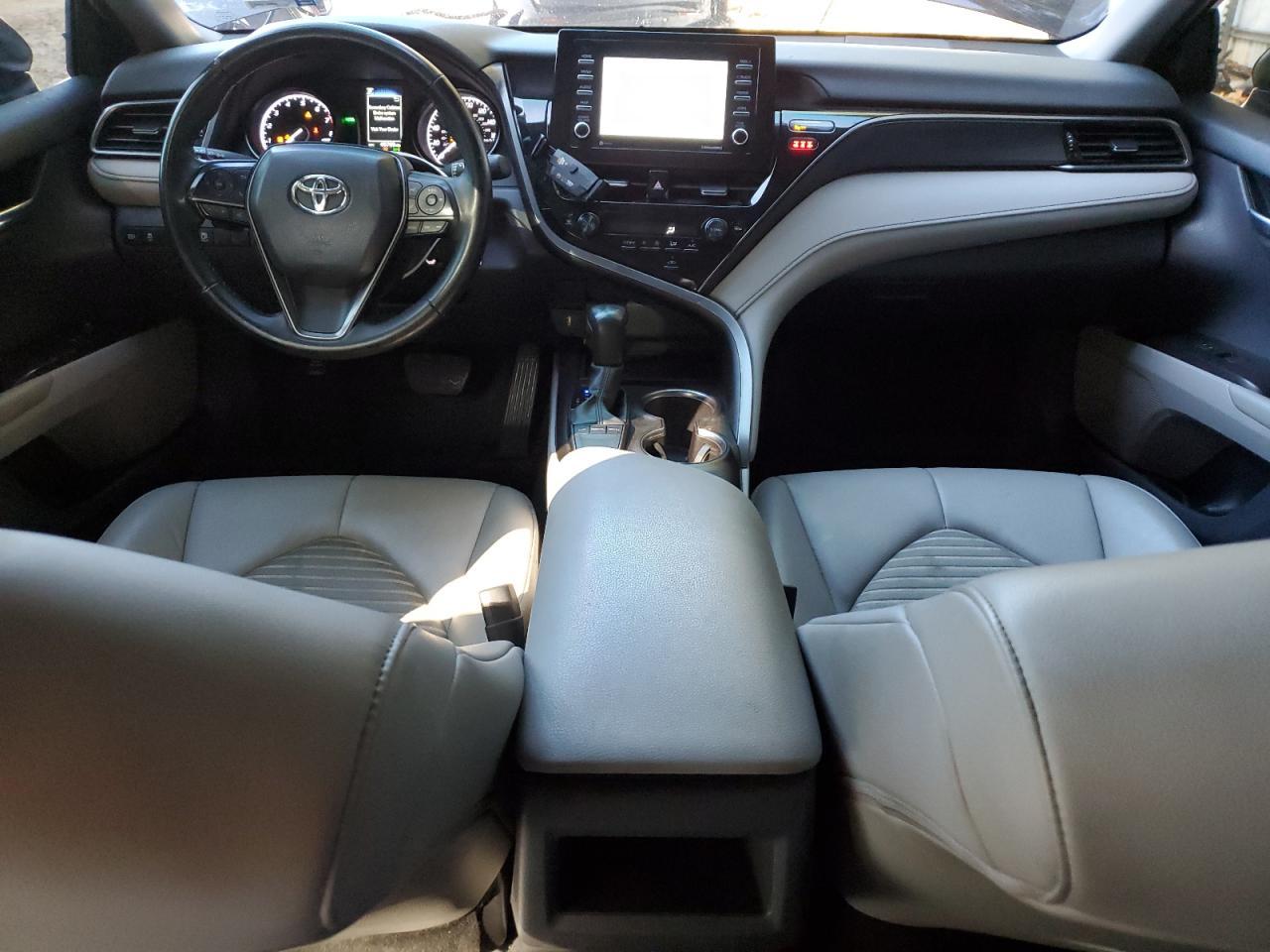 2024 TOYOTA CAMRY