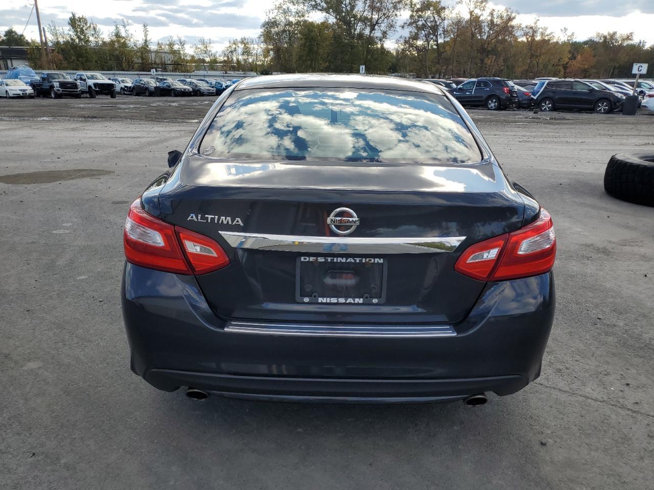 2017 NISSAN ALTIMA