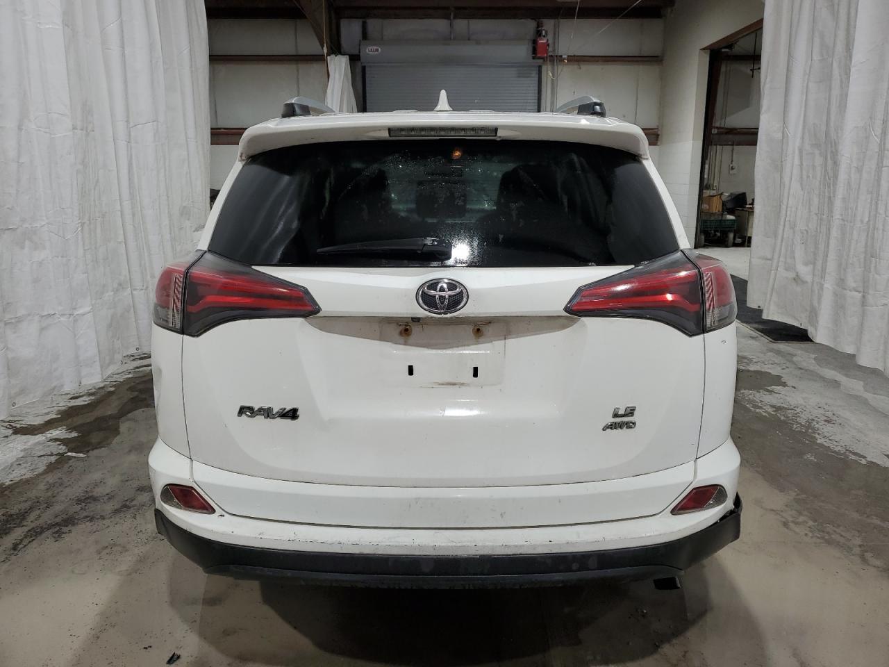2016 TOYOTA RAV4
