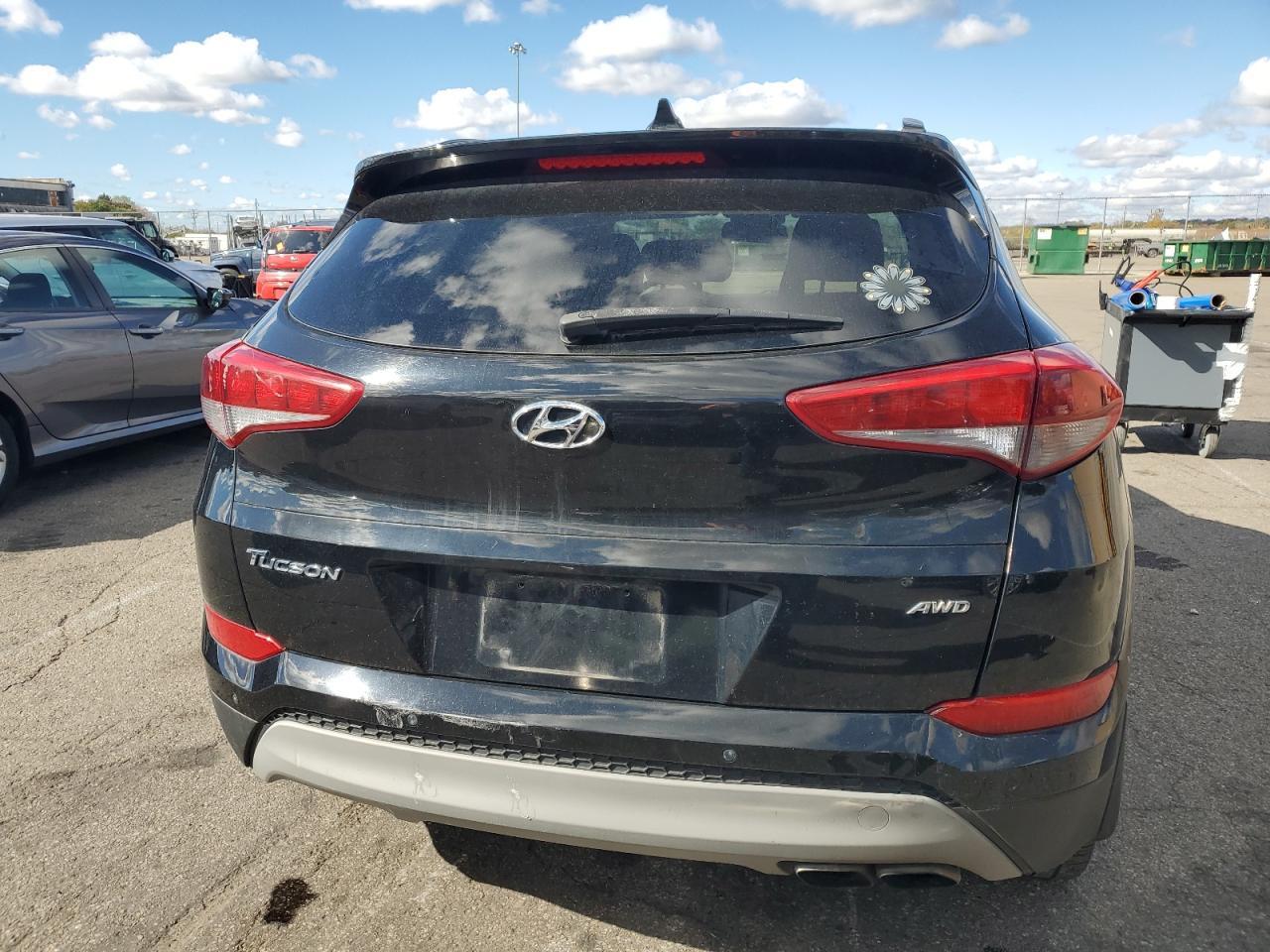2018 HYUNDAI TUCSON