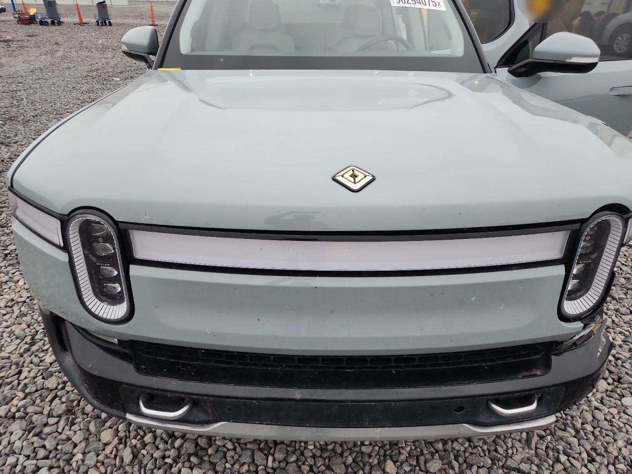 2022 RIVIAN R1t
