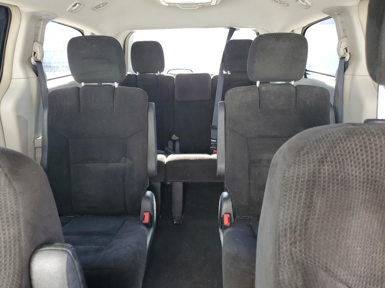 2016 CHRYSLER Town & Country