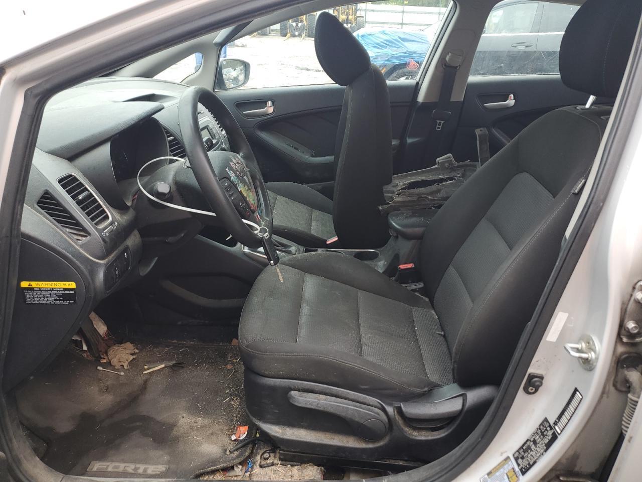 2017 KIA FORTE