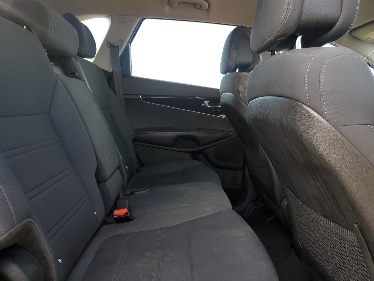 2017 KIA SORENTO