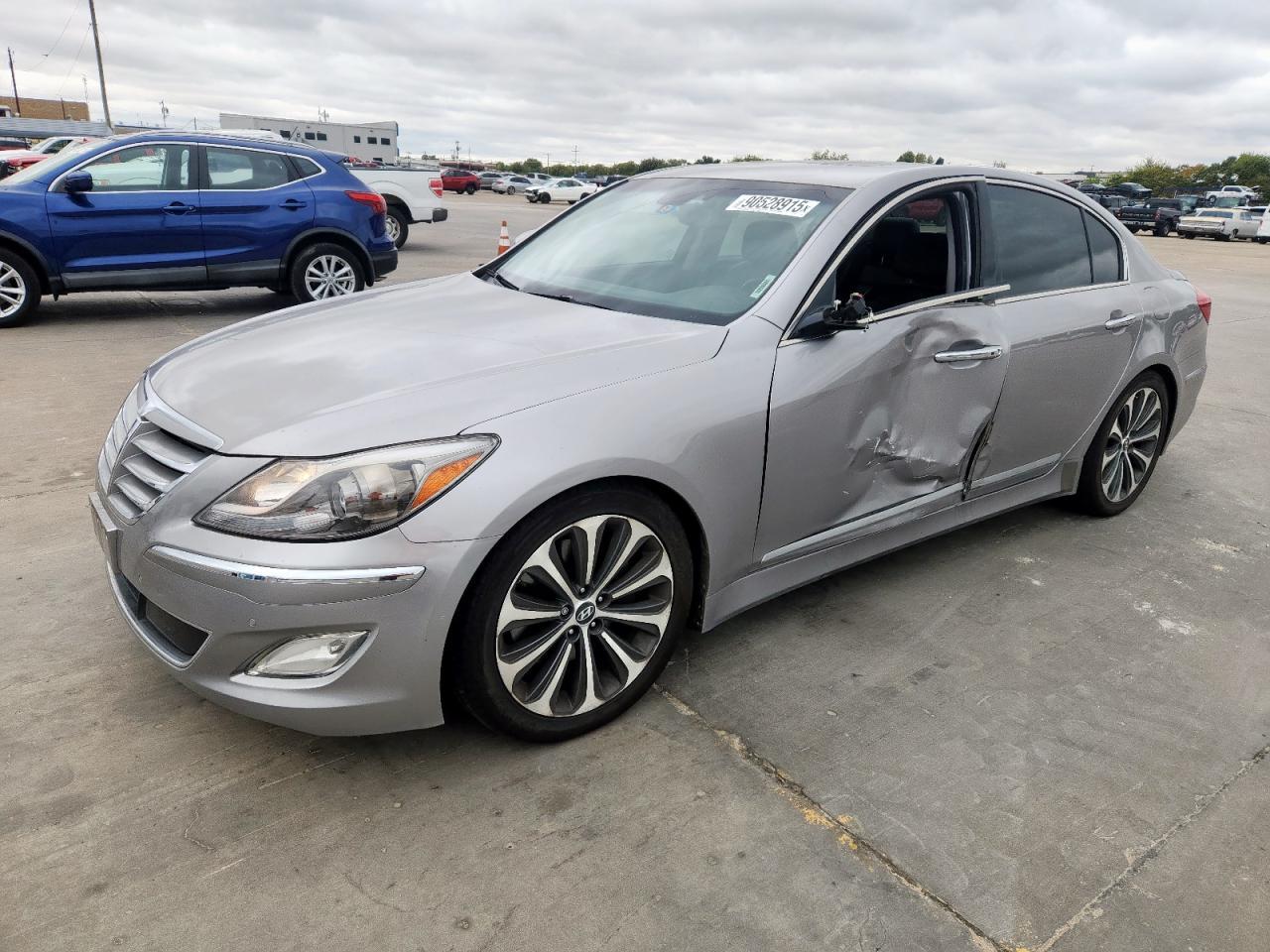 2012 HYUNDAI GENESIS